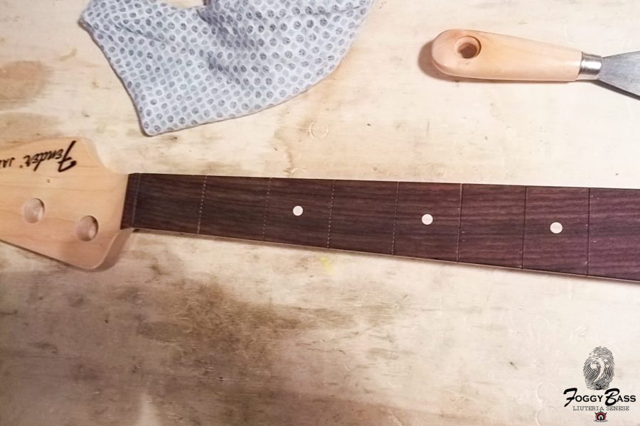 Refrettatura Fender Jazz Bass Fretless Made in Usa Refrettatura Fender Jazz Bass Fretless