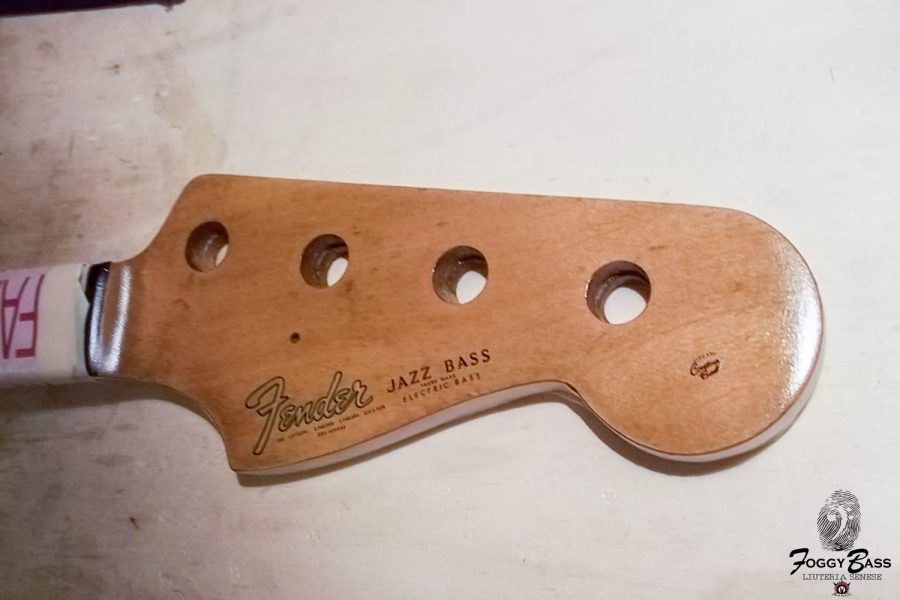 Rifacimento paletta su Fender Jazz 1965