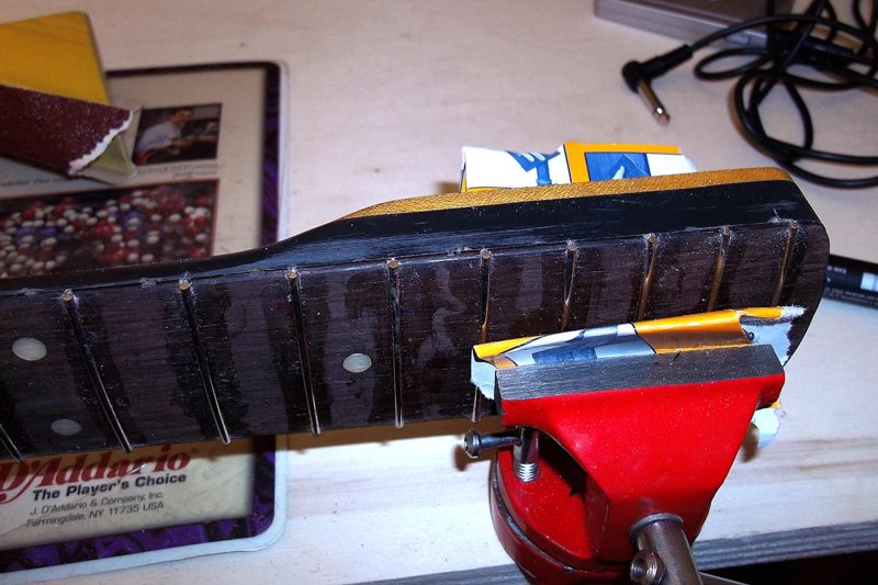 Refrettatura Basso Fender Jazz