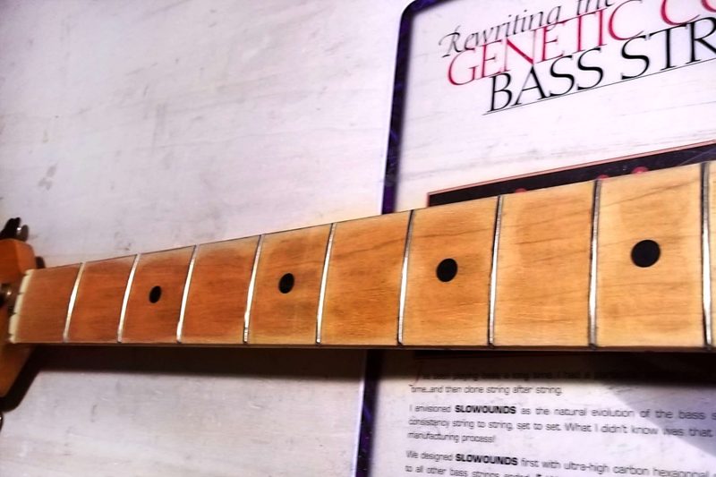 Sostituzione Tasti Basso Fender Music Man
