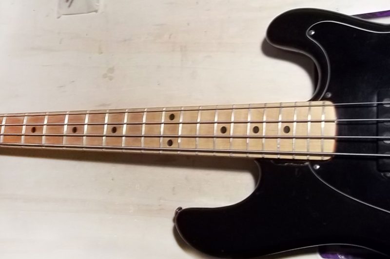 Sostituzione Tasti Basso Fender Music Man